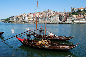 The cities of Amadora and Porto with the highest growth rates and Lisboa with higher prices