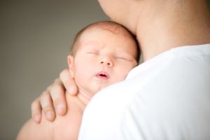 Número de nados-vivos aumenta 2,4% em relação ao mês homólogo de 2023