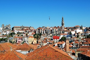 Habitação: Preços desaceleram em Lisboa e aceleram no Porto